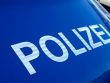 geparktes Polizeiauto in der Innenstadt von Magdeburg