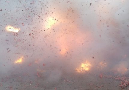 firecracker-2229244_1280